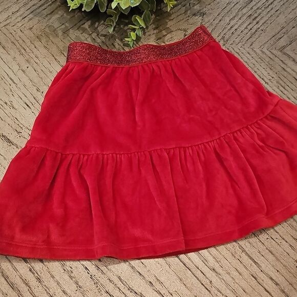 Red Velvet Skirt Size 4 - Picture 7 of 7